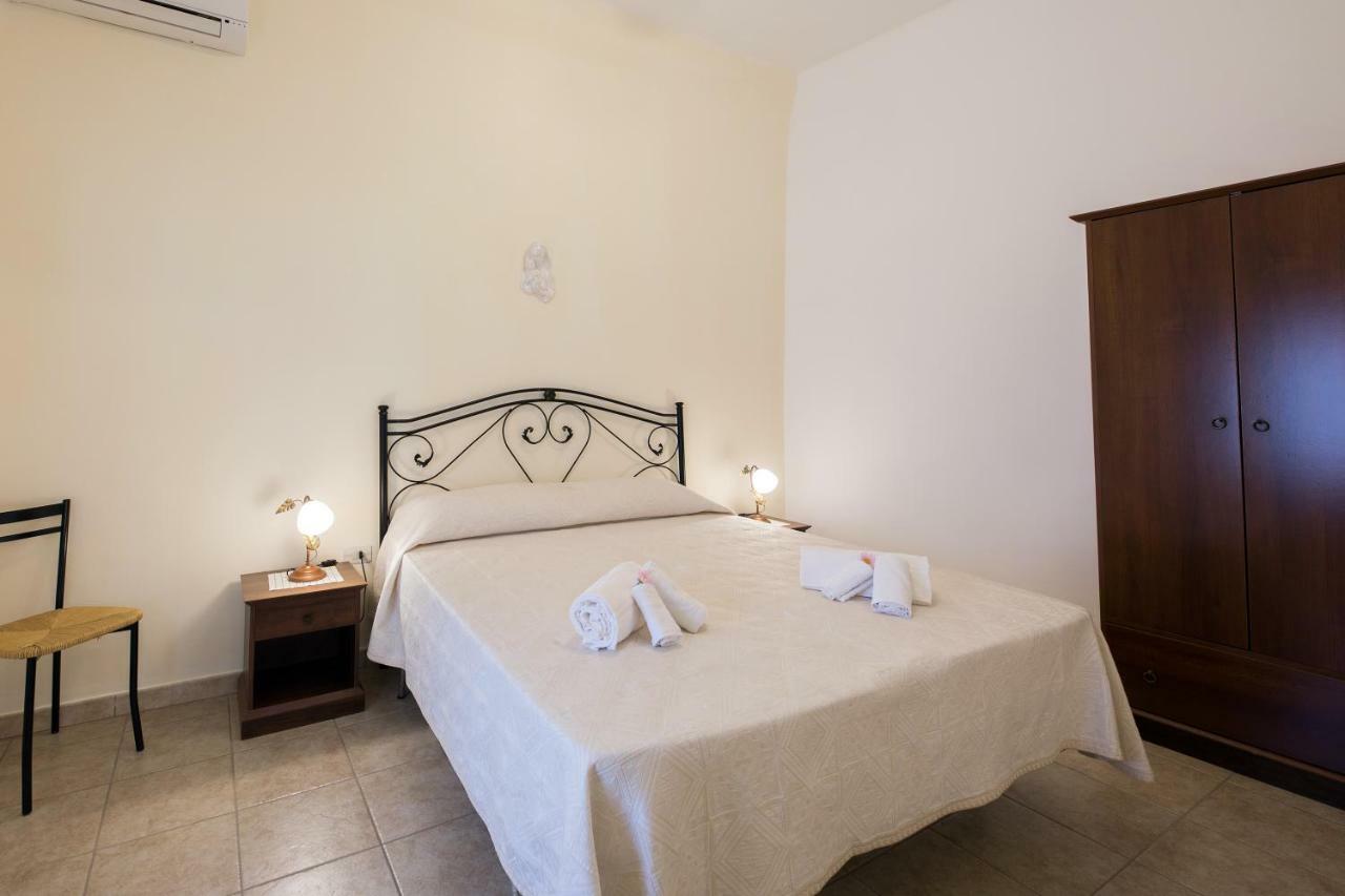 Antico Rifugio Bed & Breakfast Carovigno Bagian luar foto